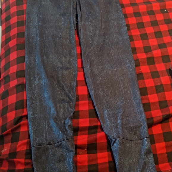 Bea Sports Apparel set - Picture 3 of 8